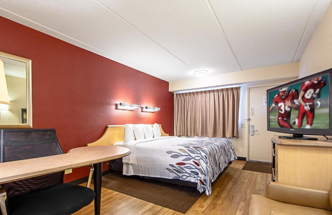 Red Roof Inn Charleston West - Hurricane, Wv Teays Valley Exterior foto